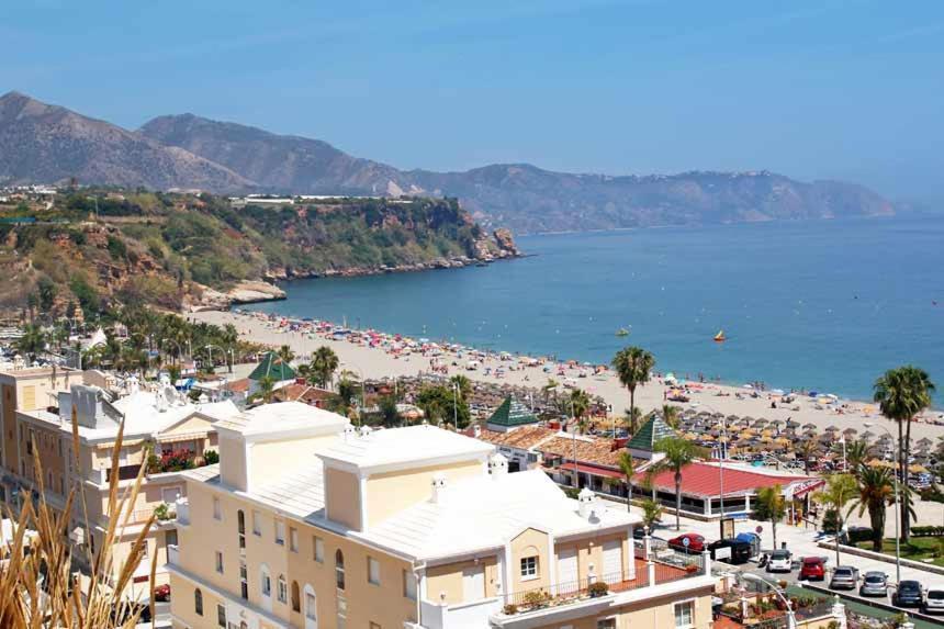 Bonito Piso A 300M De La Playa Nerja Leilighet Eksteriør bilde
